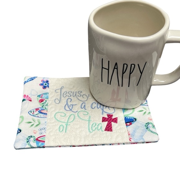 Hand Crafted Mug Rug Coaster Embroidered Cotton Fabric Padded Absorbs Liquid - Picture 2 of 9